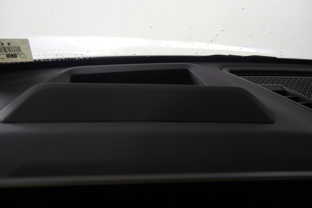 2025 BMW X1 xDrive28i 19