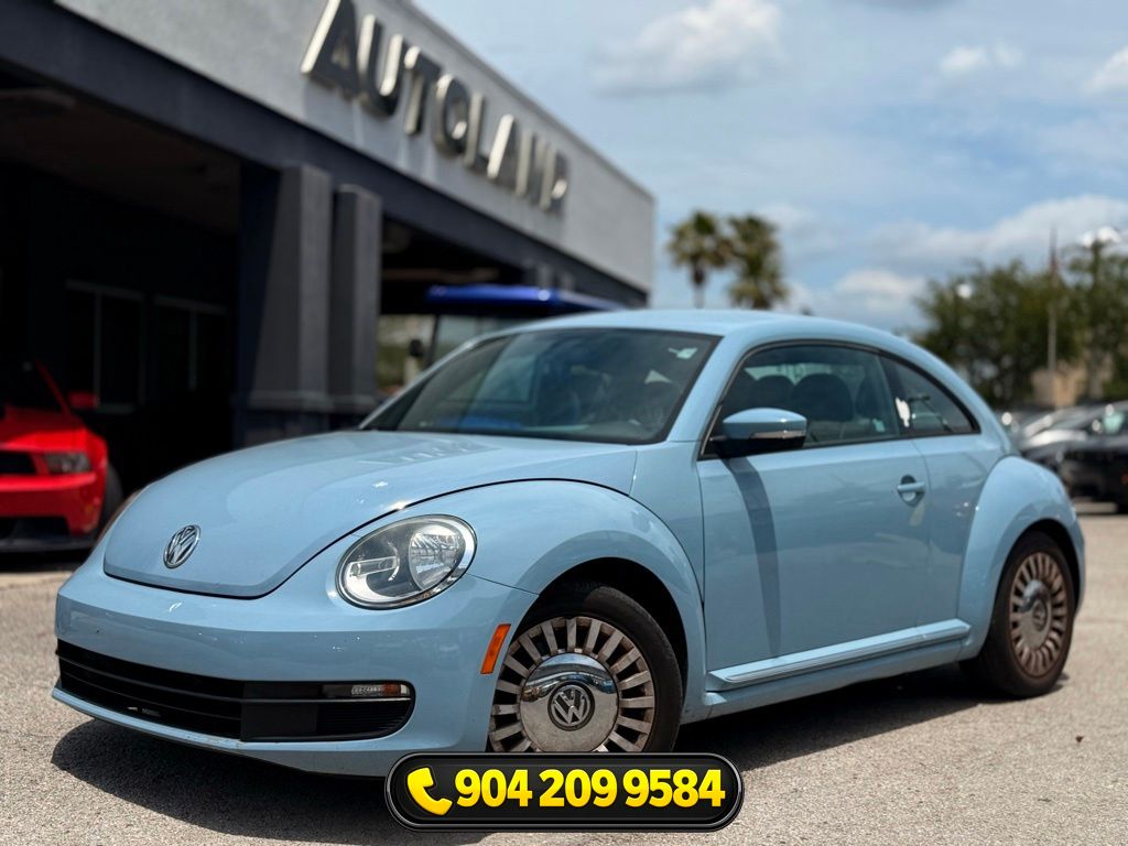 Denim Blue 2014 Volkswagen Beetle 2.5L Hatchback Front-Wheel Drive 6-Speed Automatic