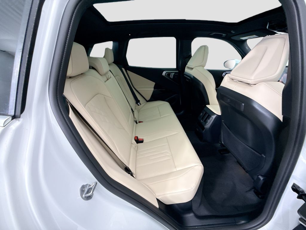 Thumbnail: 2026 BMW X3 - 21