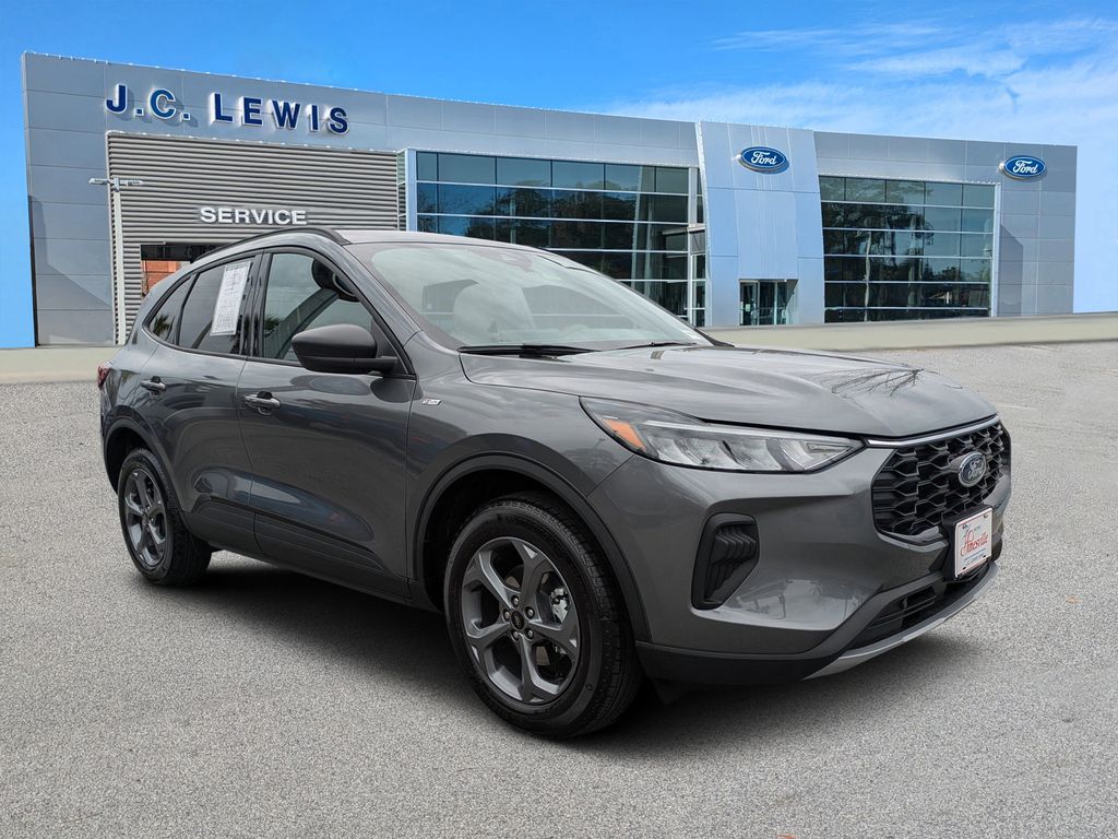 2026 Ford Escape ST-Line