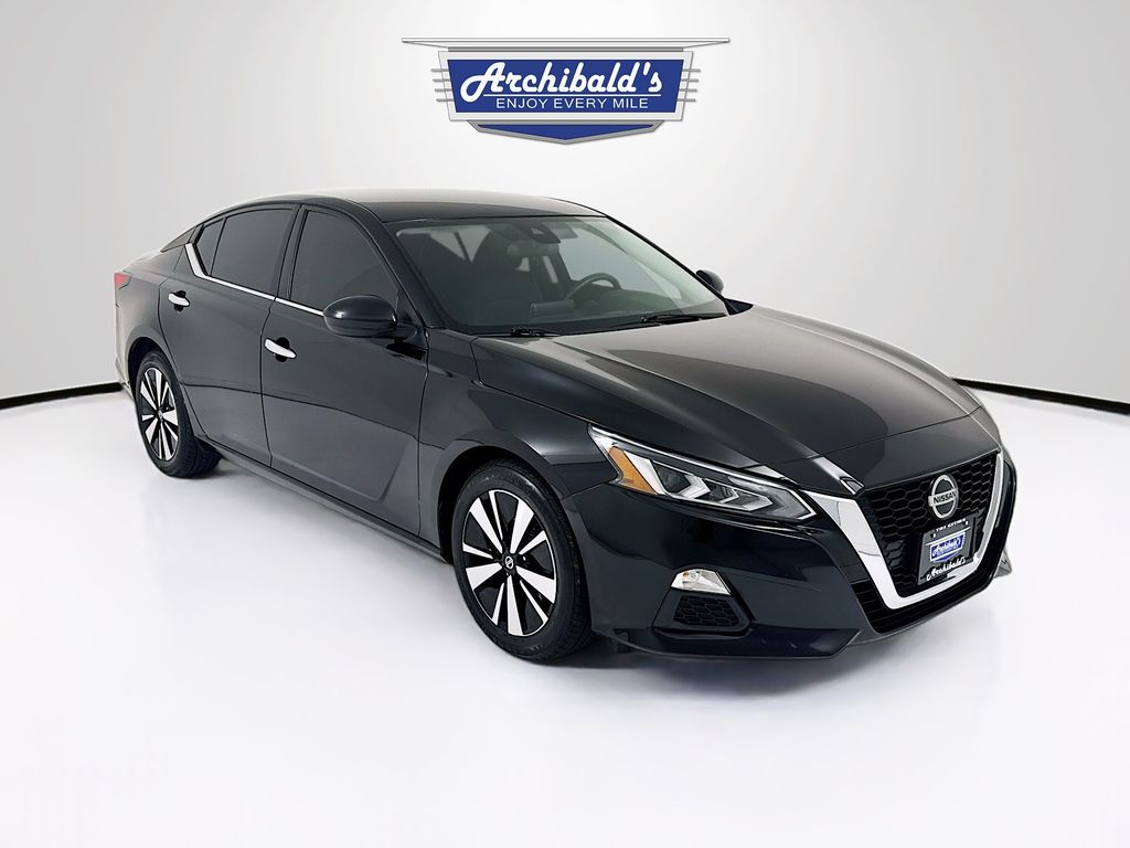 2021 Nissan Altima 2.5 SV FWD