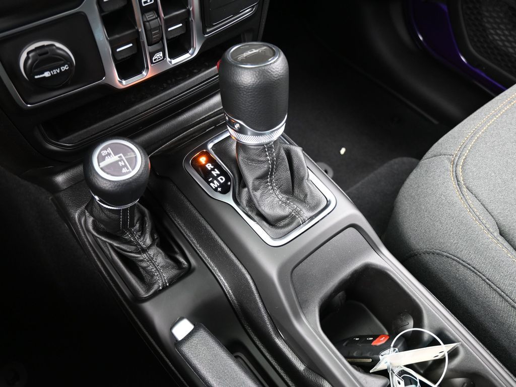 New 2026 Reign Jeep Sport image 21