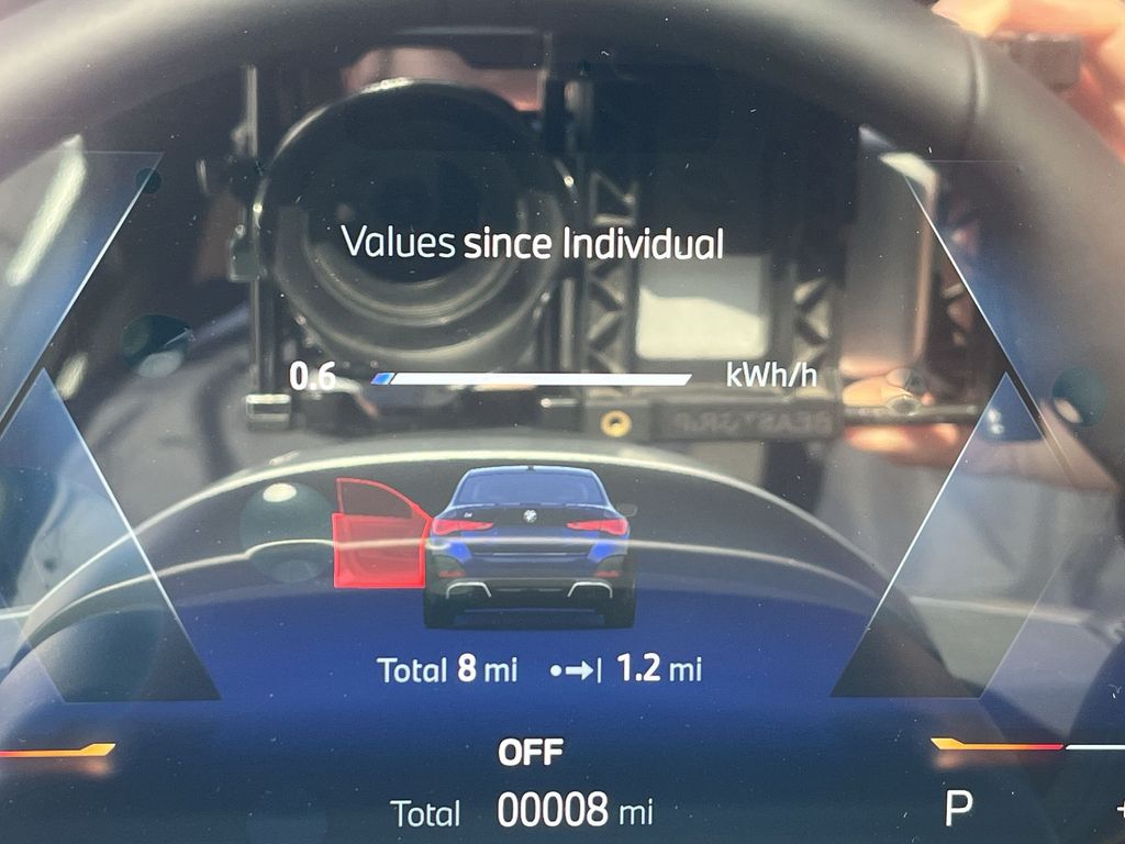 Thumbnail: 2026 BMW i4 - 15