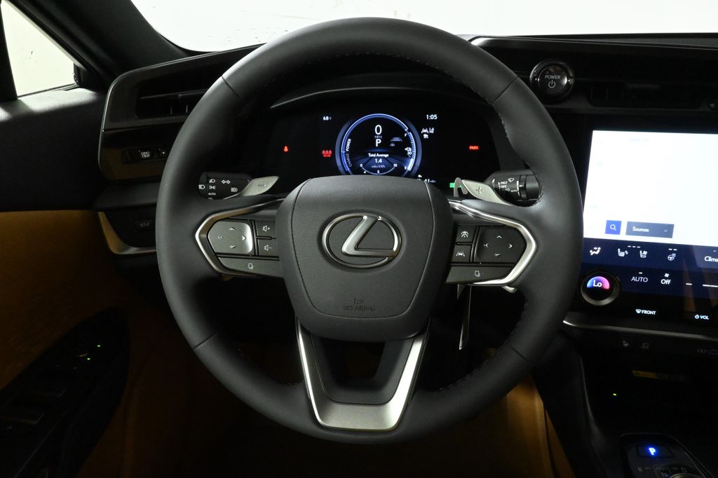 2025 Lexus RZ  18