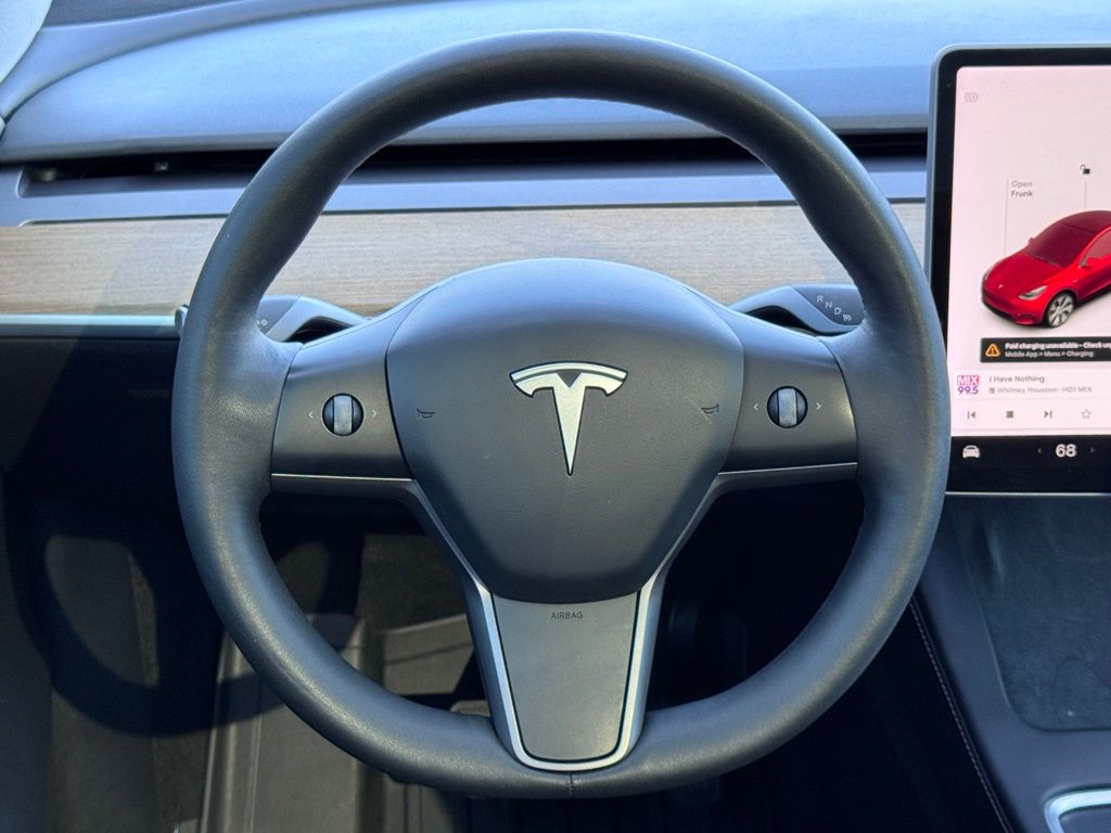 TeslaModel Y7