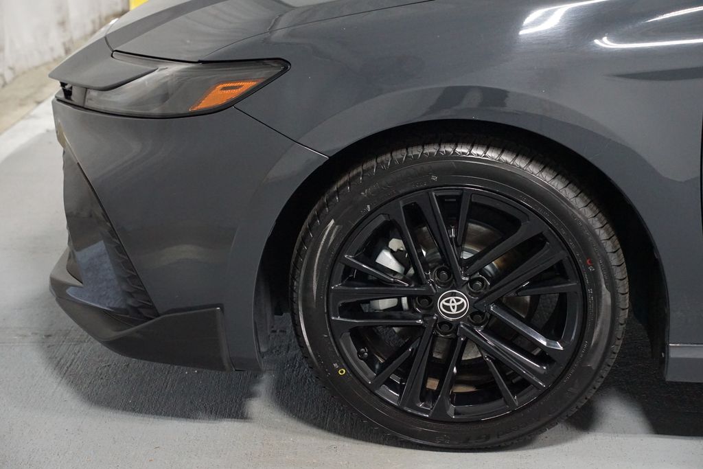 Thumbnail: 2025 Toyota Camry - 5