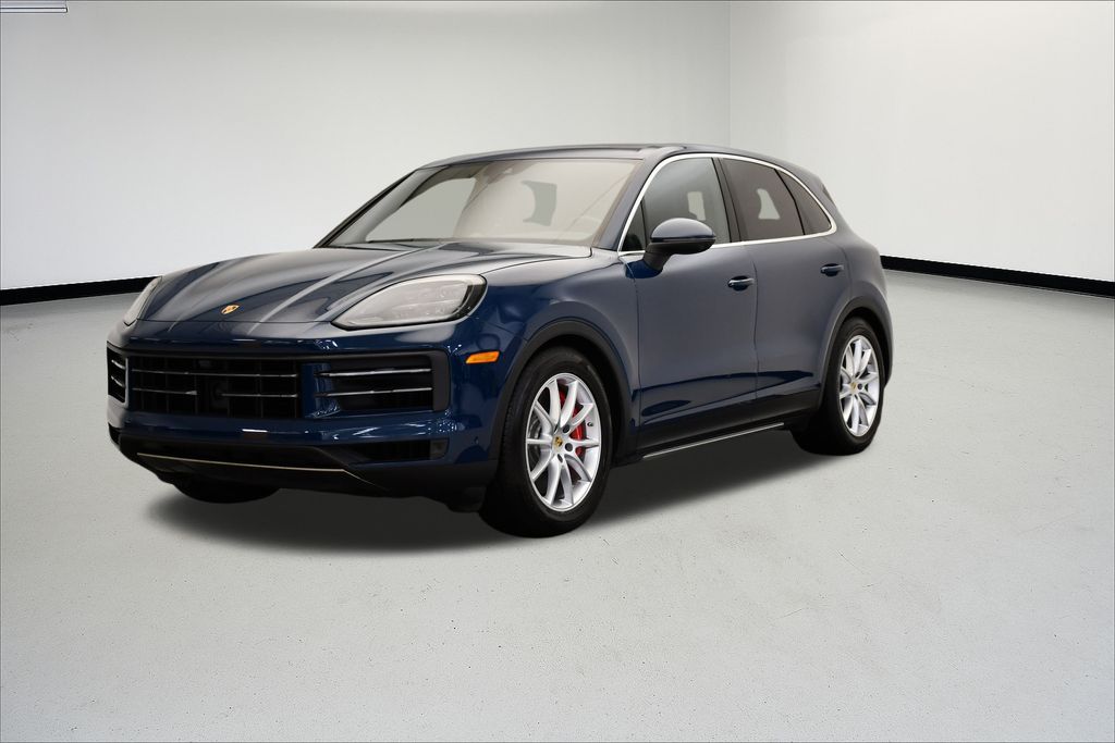 Thumbnail: 2024 Porsche Cayenne - 1