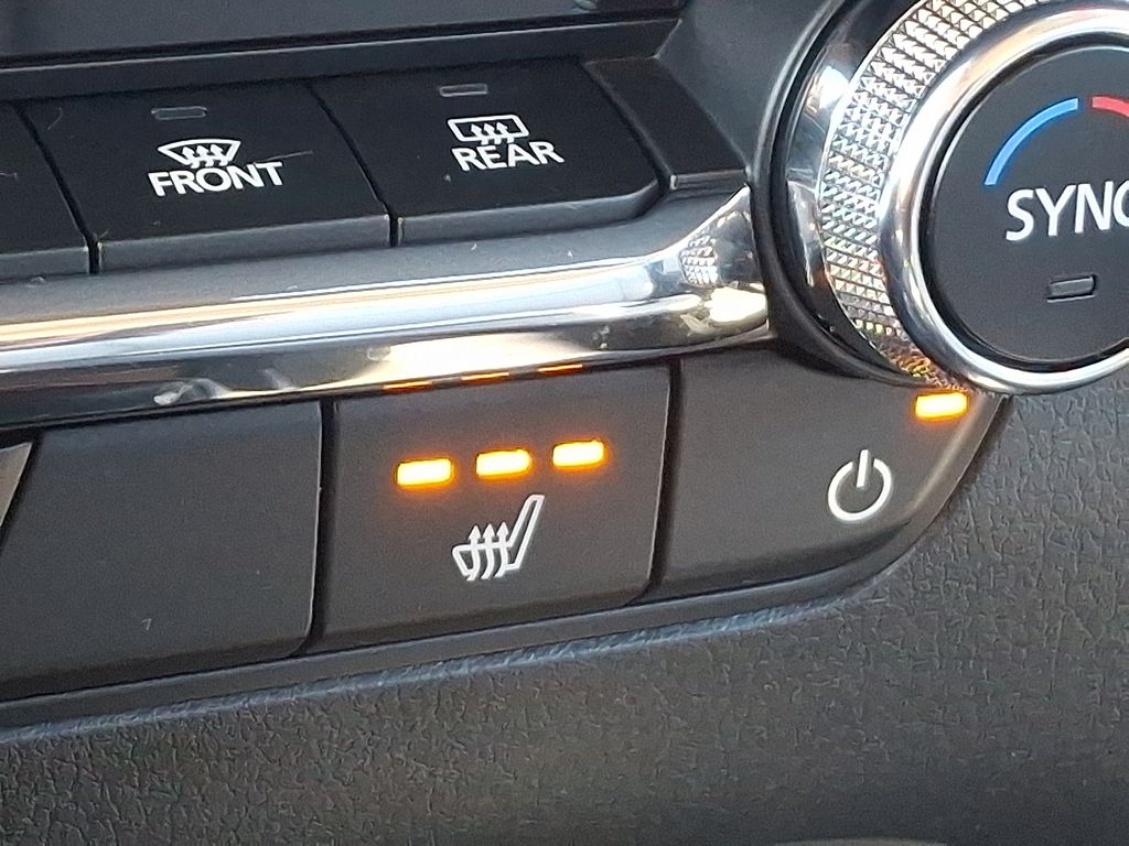 Thumbnail: 2025 Mazda Mazda3 - 25