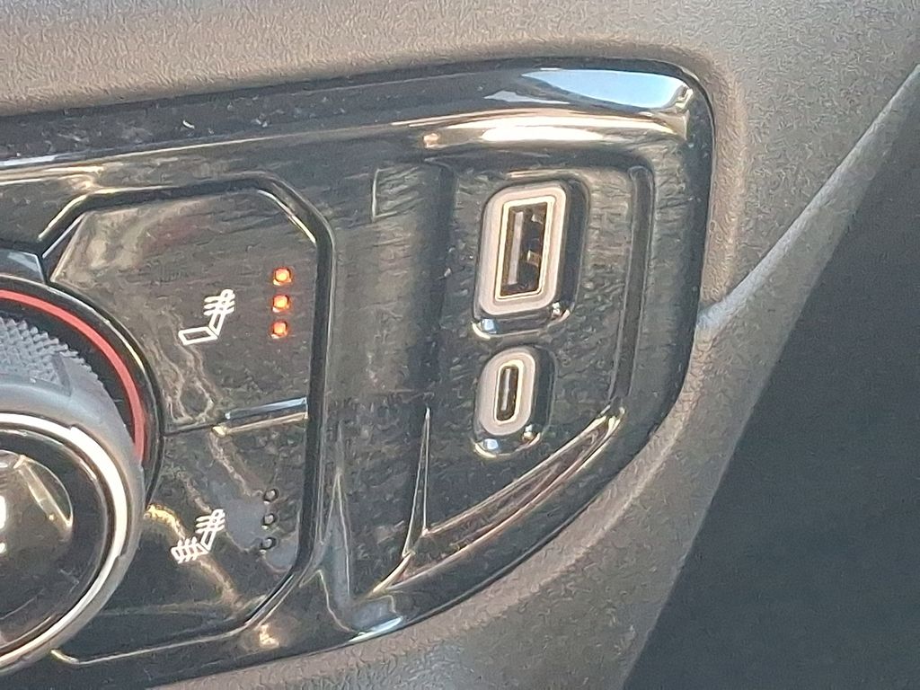 Thumbnail: 2025 Chevrolet Silverado 1500 - 26