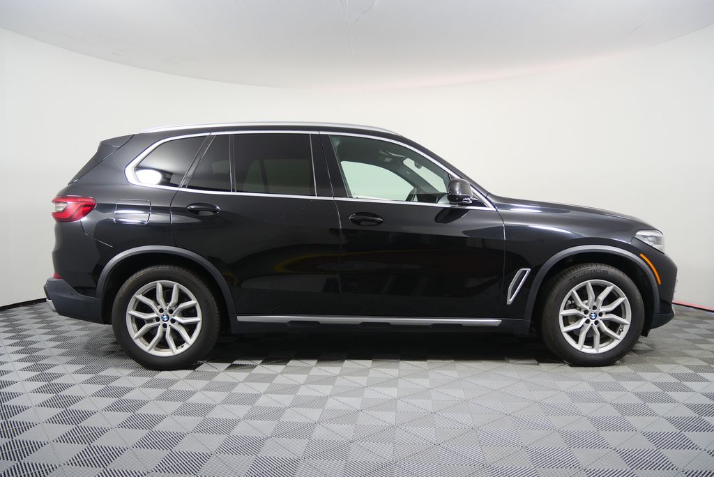 Thumbnail: 2020 BMW X5 - 2