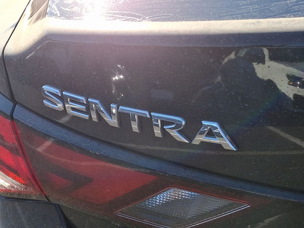 2025 Nissan Sentra SV 12