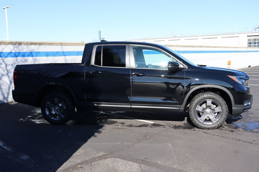 Thumbnail: 2026 Honda Ridgeline - 6