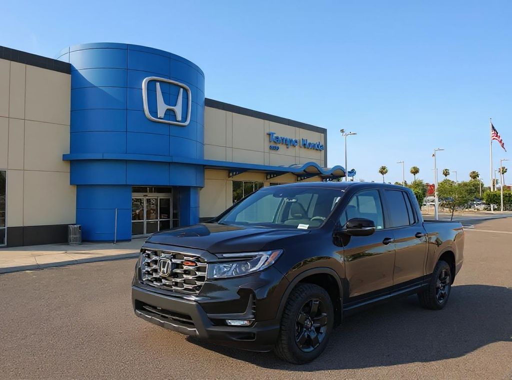 Thumbnail: 2026 Honda Ridgeline - 1