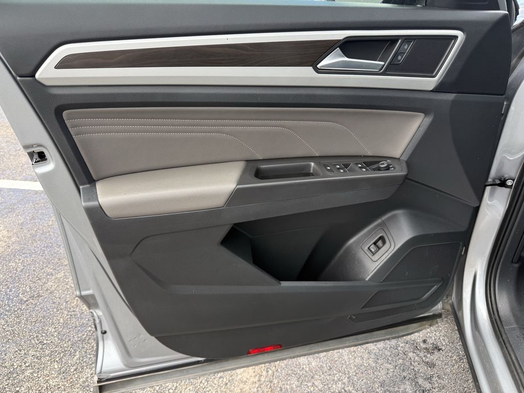 2023 Volkswagen Atlas 3.6L V6 SE w/Technology Silver at North Houston Mitsubishi