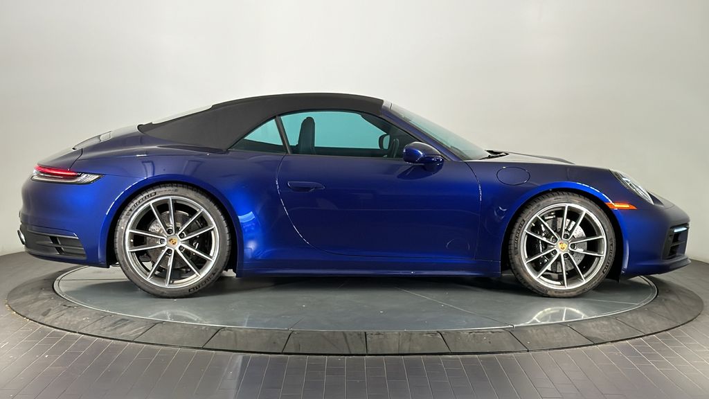 2024 Porsche 911 Carrera 4S 8