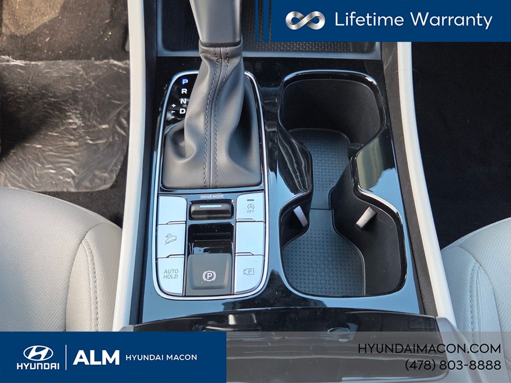 New 2026 White HYUNDAI SEL image 21