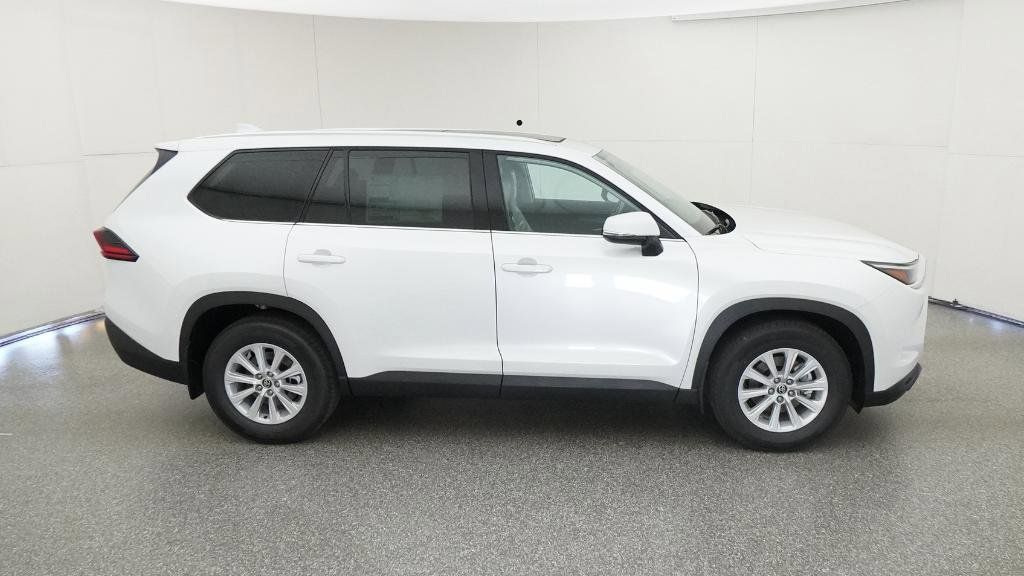 Thumbnail: 2026 Toyota Grand Highlander - 10