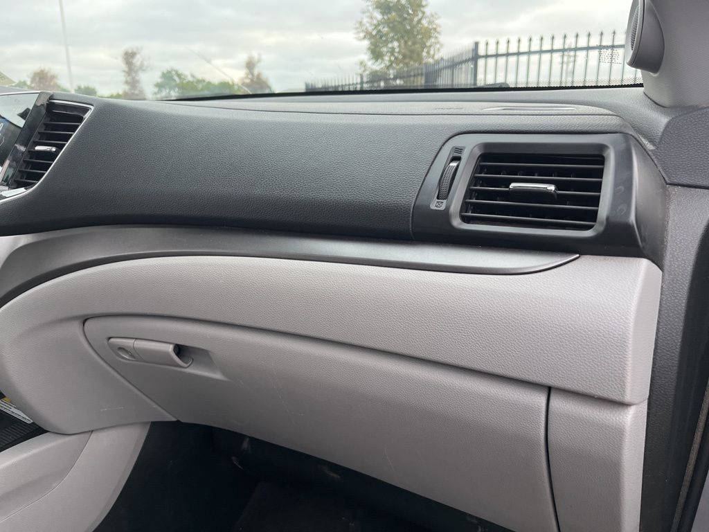 Thumbnail: 2022 Honda Pilot - 30