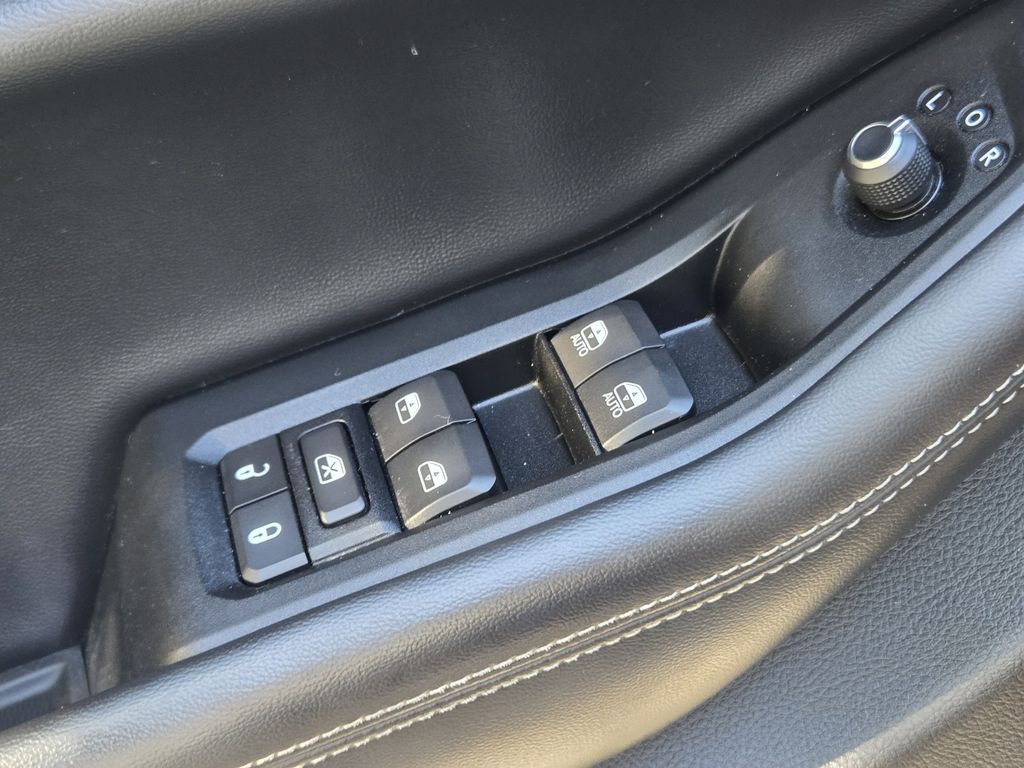 used 2022 Jeep Grand Cherokee car, priced at $22,665