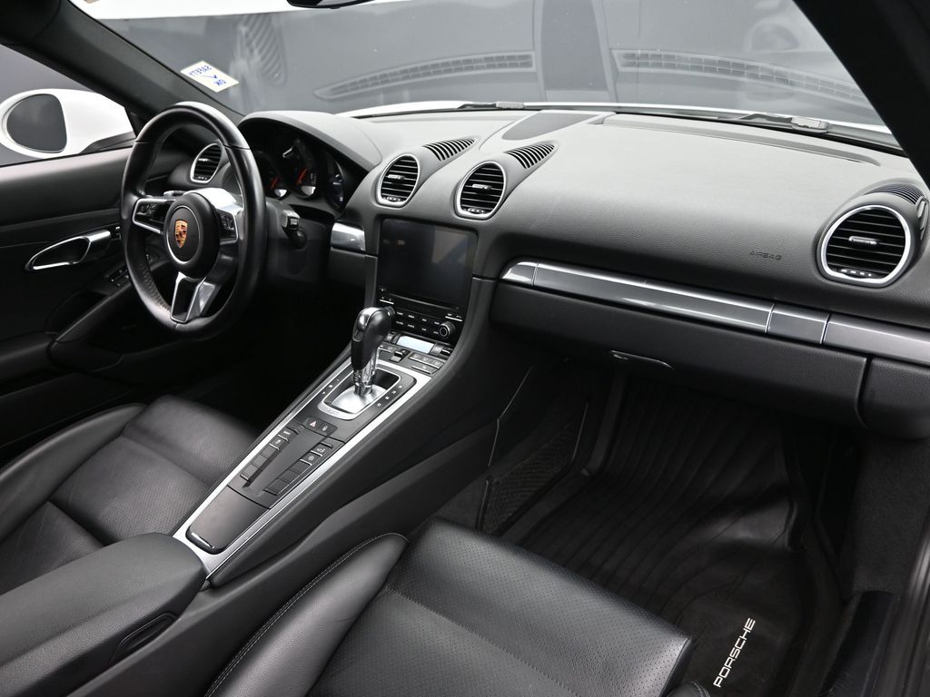 2018 Porsche 718 Cayman Base