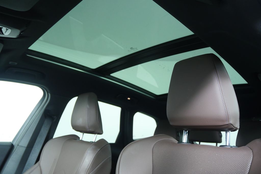 Thumbnail: 2023 BMW X1 - 11