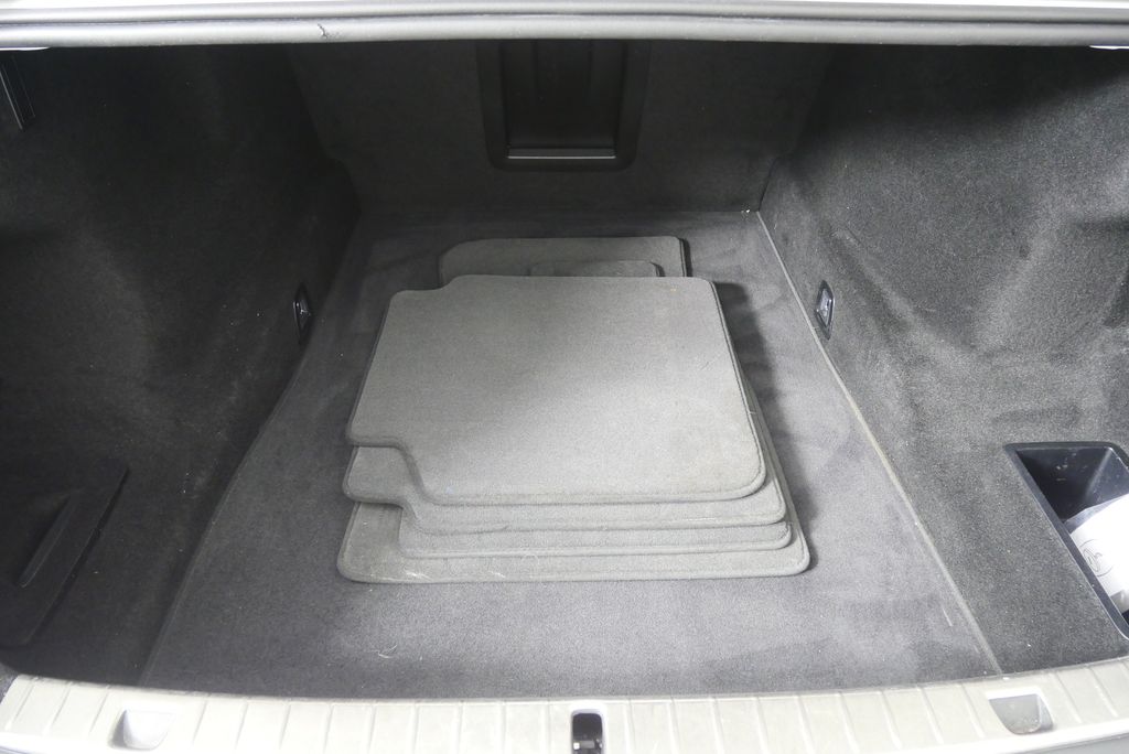 Thumbnail: 2022 BMW 7 Series - 16