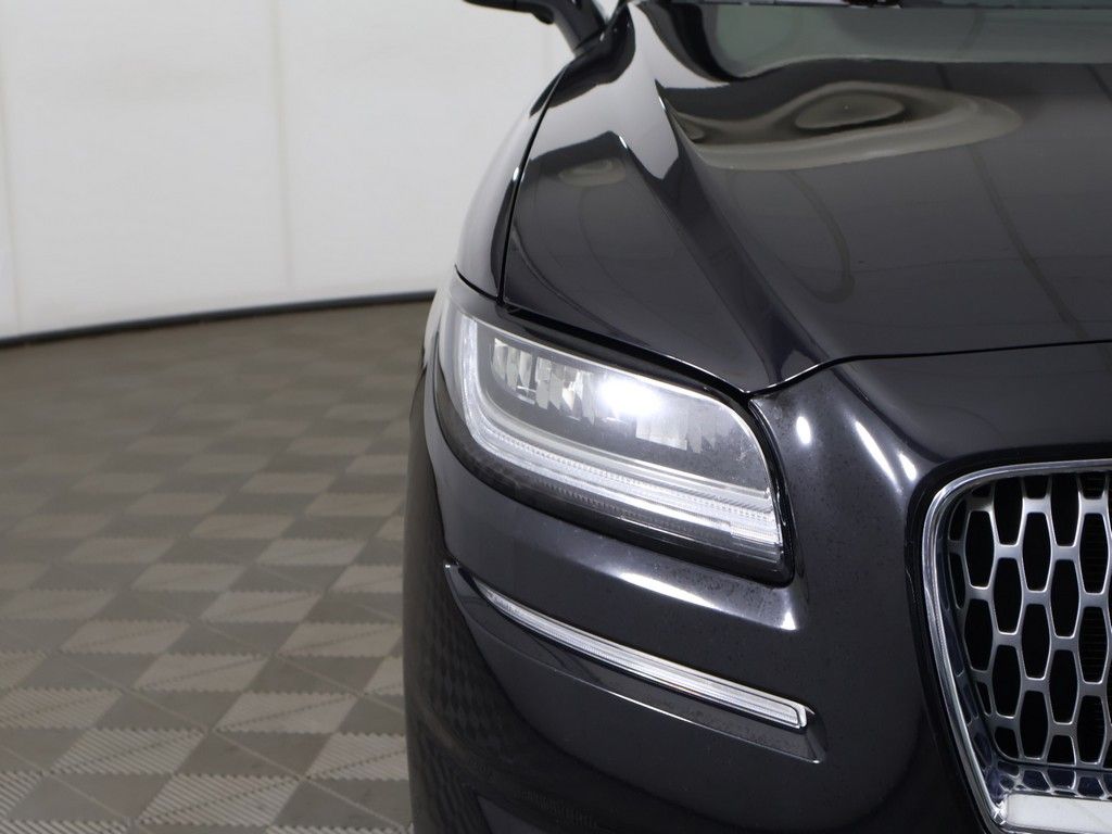 Used 2022 Black Lincoln Reserve image 16