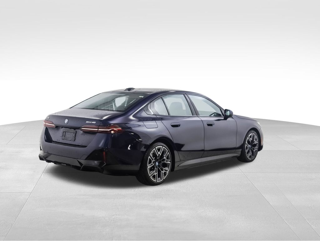 Thumbnail: 2025 BMW i5 - 5
