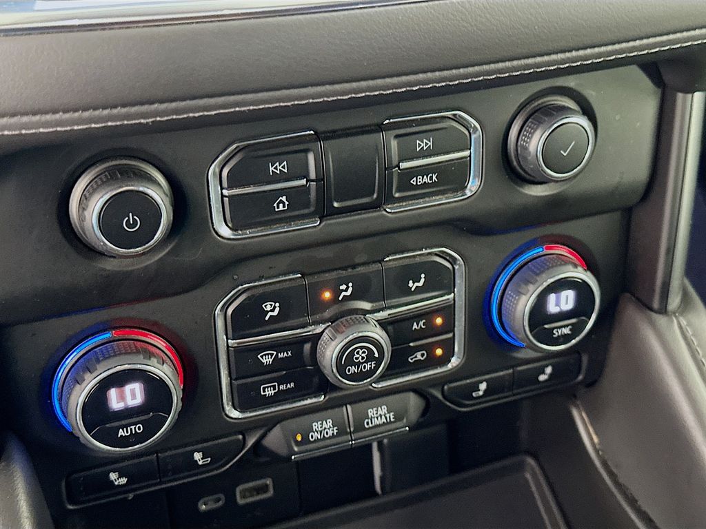 Thumbnail: 2023 Chevrolet Tahoe - 16