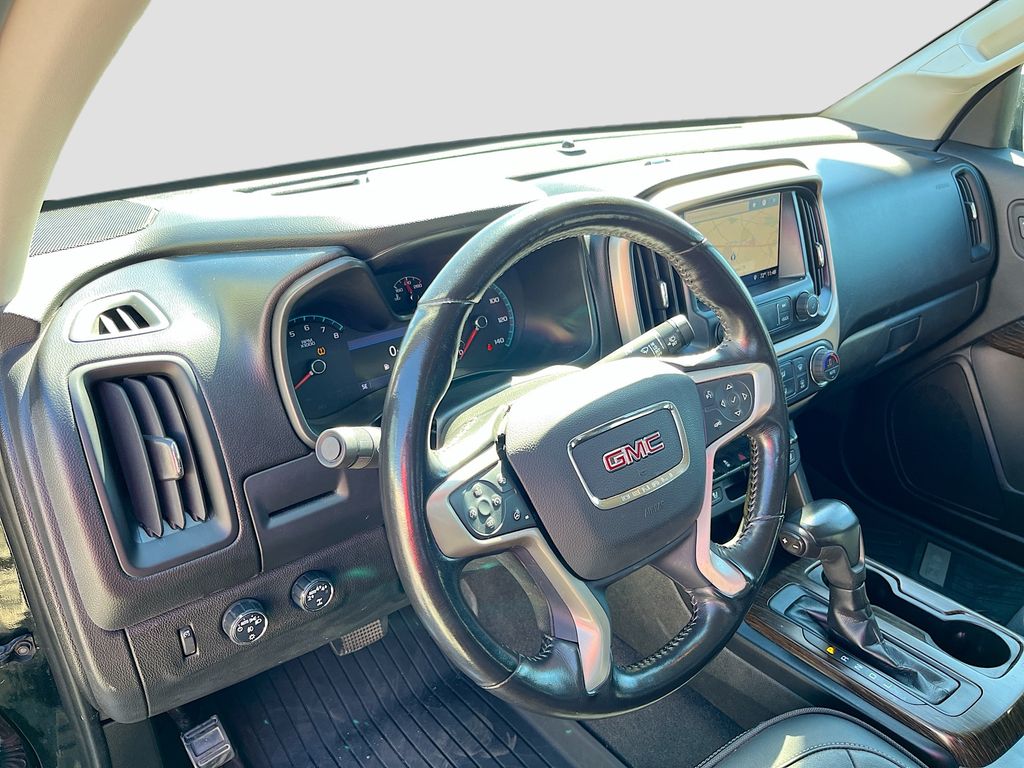 2020 GMC Canyon Denali - 8
