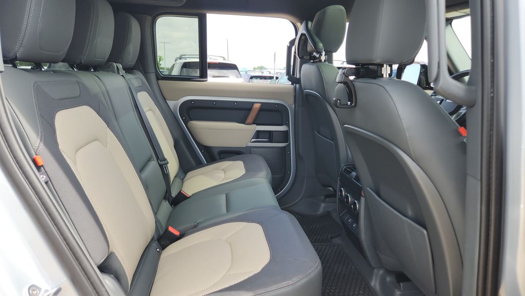 2023 Land Rover Defender 110