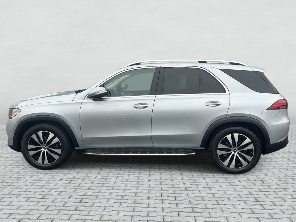 Thumbnail: 2026 Mercedes-Benz GLE - 8