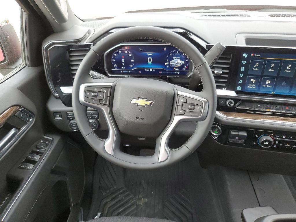 2024 Chevrolet Silverado 1500 LT 16