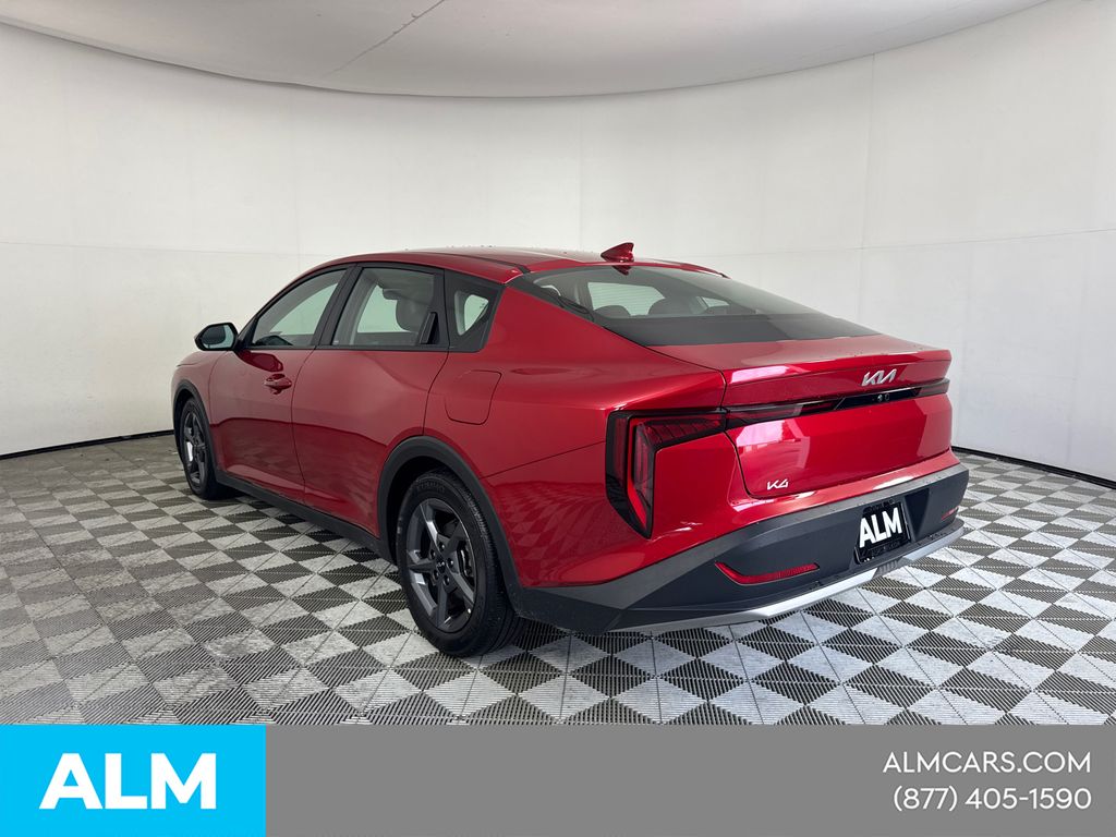 Used 2025 Red Kia LXS image 9