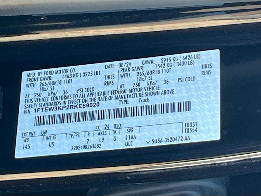 Used 2024 Black Ford XLT image 32