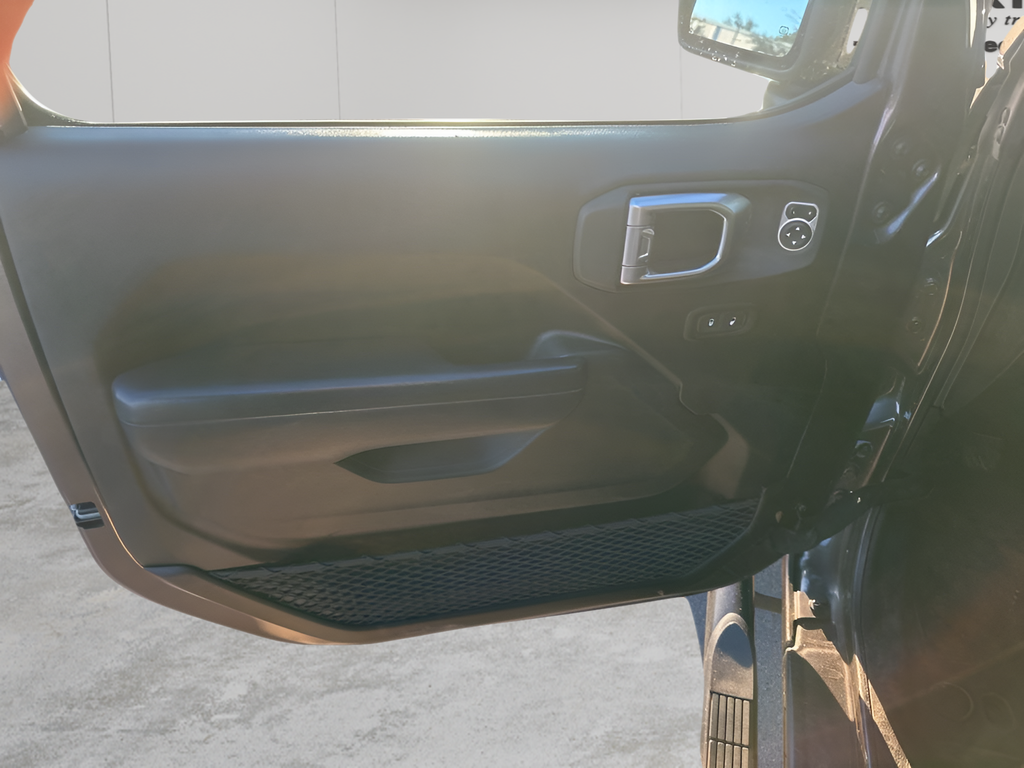 Used Car 2020 Jeep Gladiator  Sport For Sale Under $35,000 In Austin, Texas