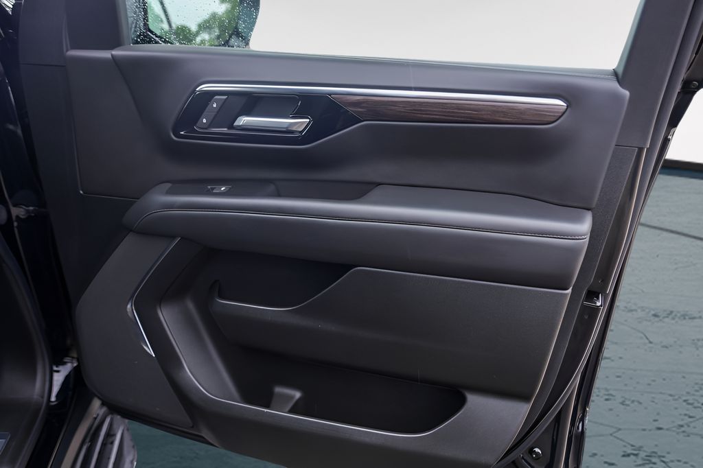 Used Car 2025 Chevrolet Tahoe  Lt For Sale Under $60,000 In Austin, Texas