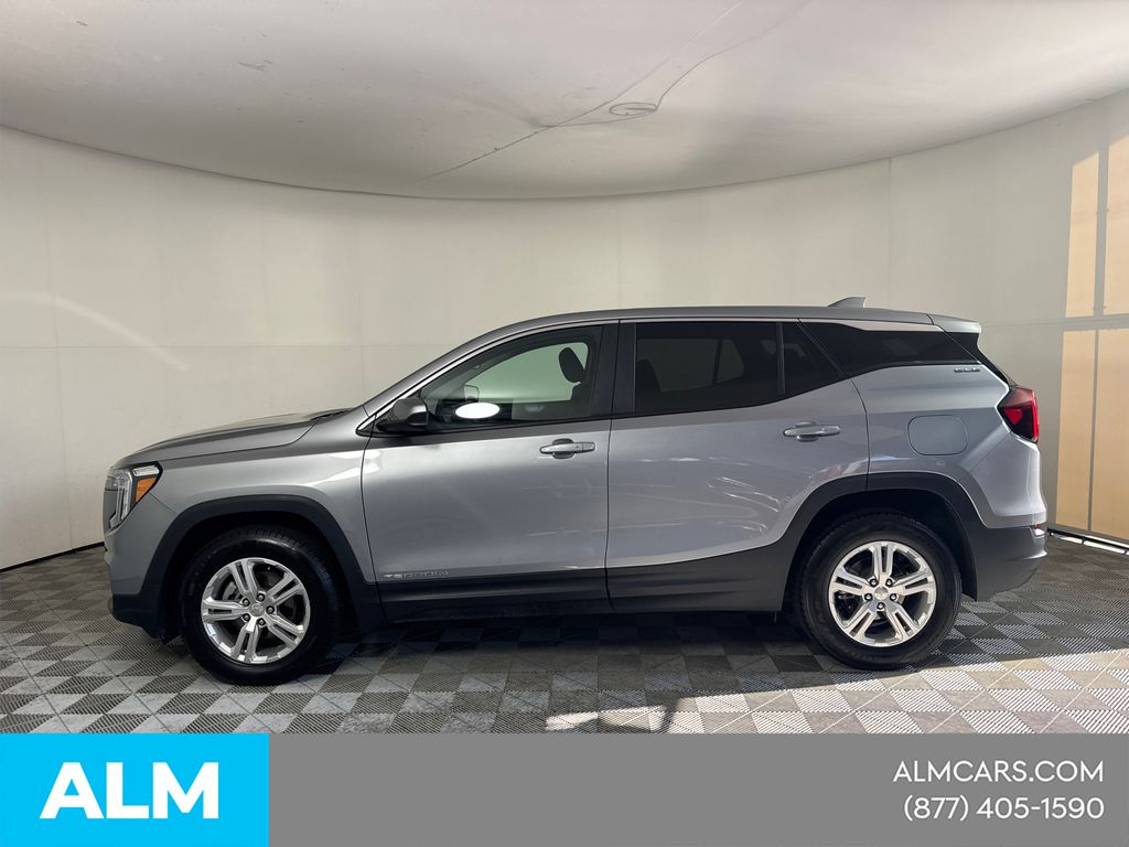Used 2024 Silver GMC SLE image 10