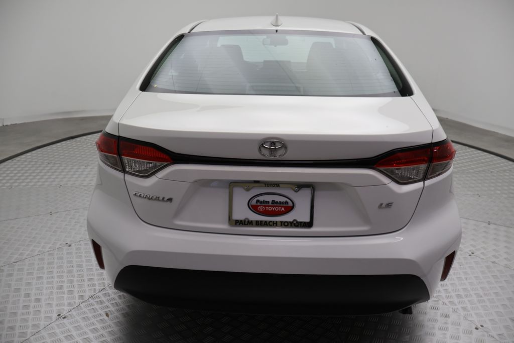 Thumbnail: 2023 Toyota Corolla - 10