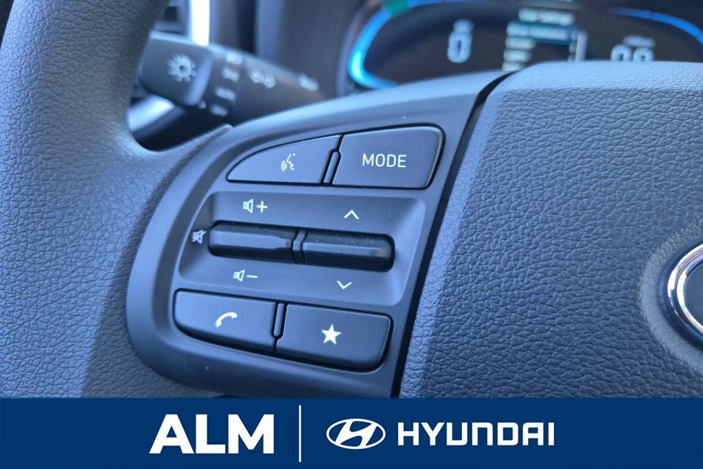 New 2026 Gray Hyundai SE image 27