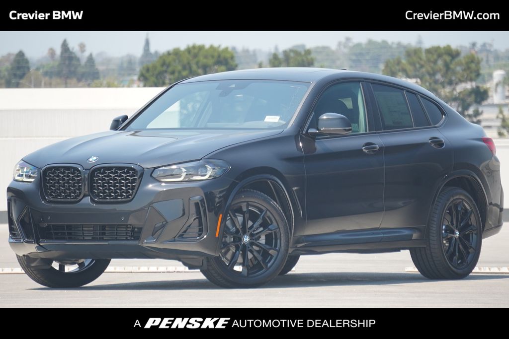 Thumbnail: 2025 BMW X4 - 1
