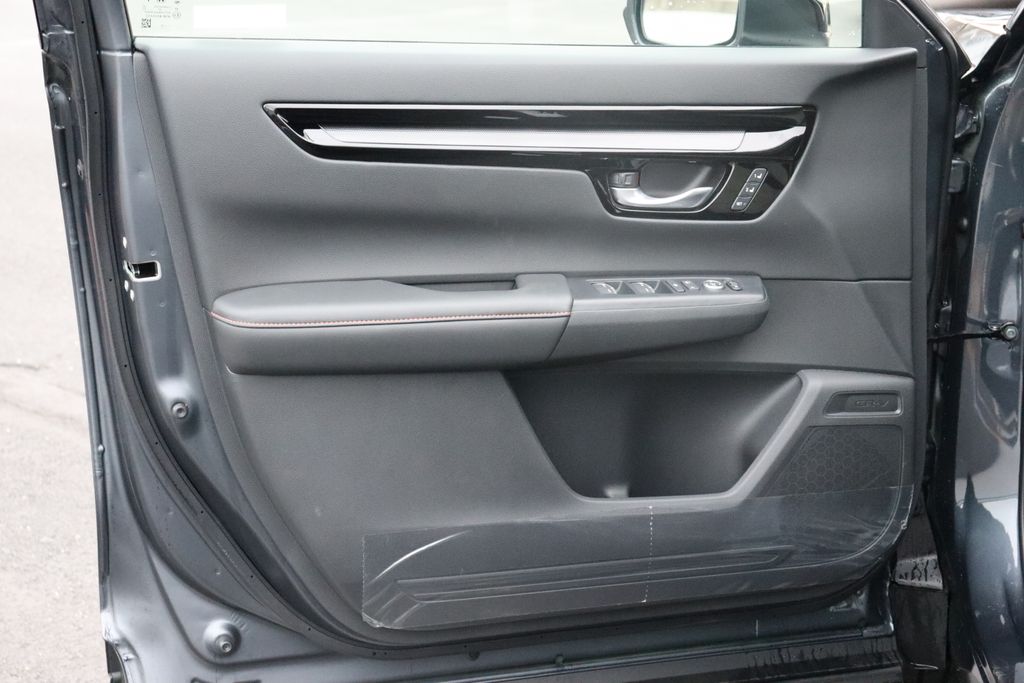 2025 Honda CR-V Sport Touring 28