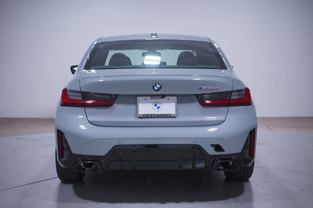 Thumbnail: 2026 BMW 3 Series - 5