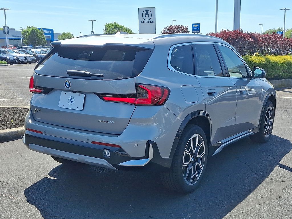 2025 BMW X1 xDrive28i 4