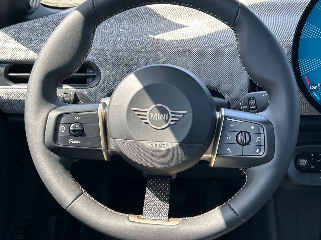 2025 MINI Cooper Hardtop 2 Door 18