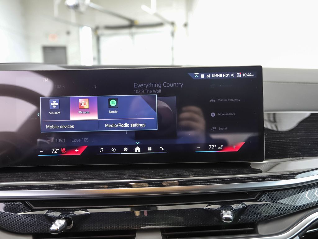 Thumbnail: 2026 BMW X5 - 16