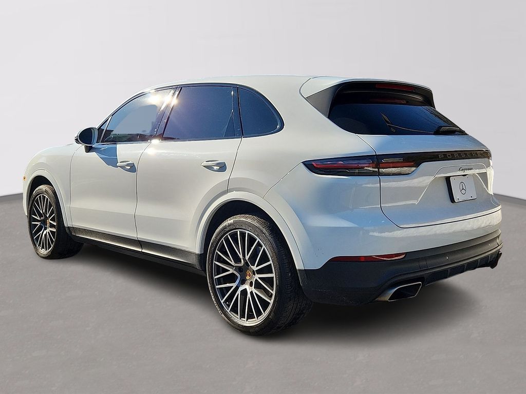 Thumbnail: 2021 Porsche Cayenne - 6