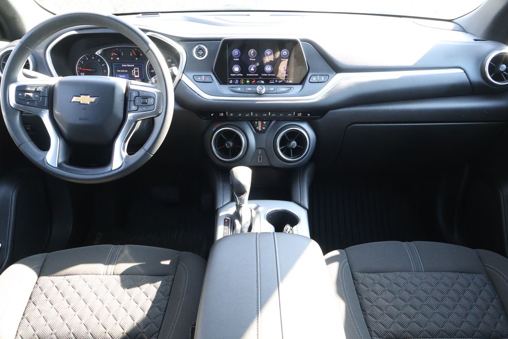 Thumbnail: 2021 Chevrolet Blazer - 14