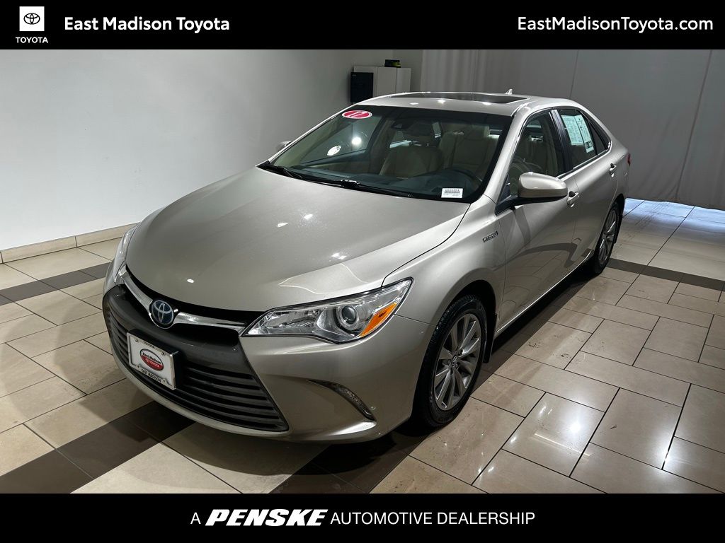 2017 Toyota Camry XLE -
                Madison, WI