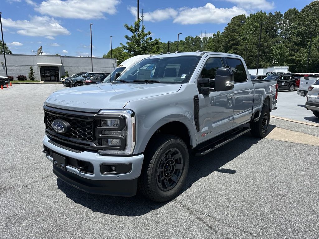 2024 Ford F-350SD Lariat 3